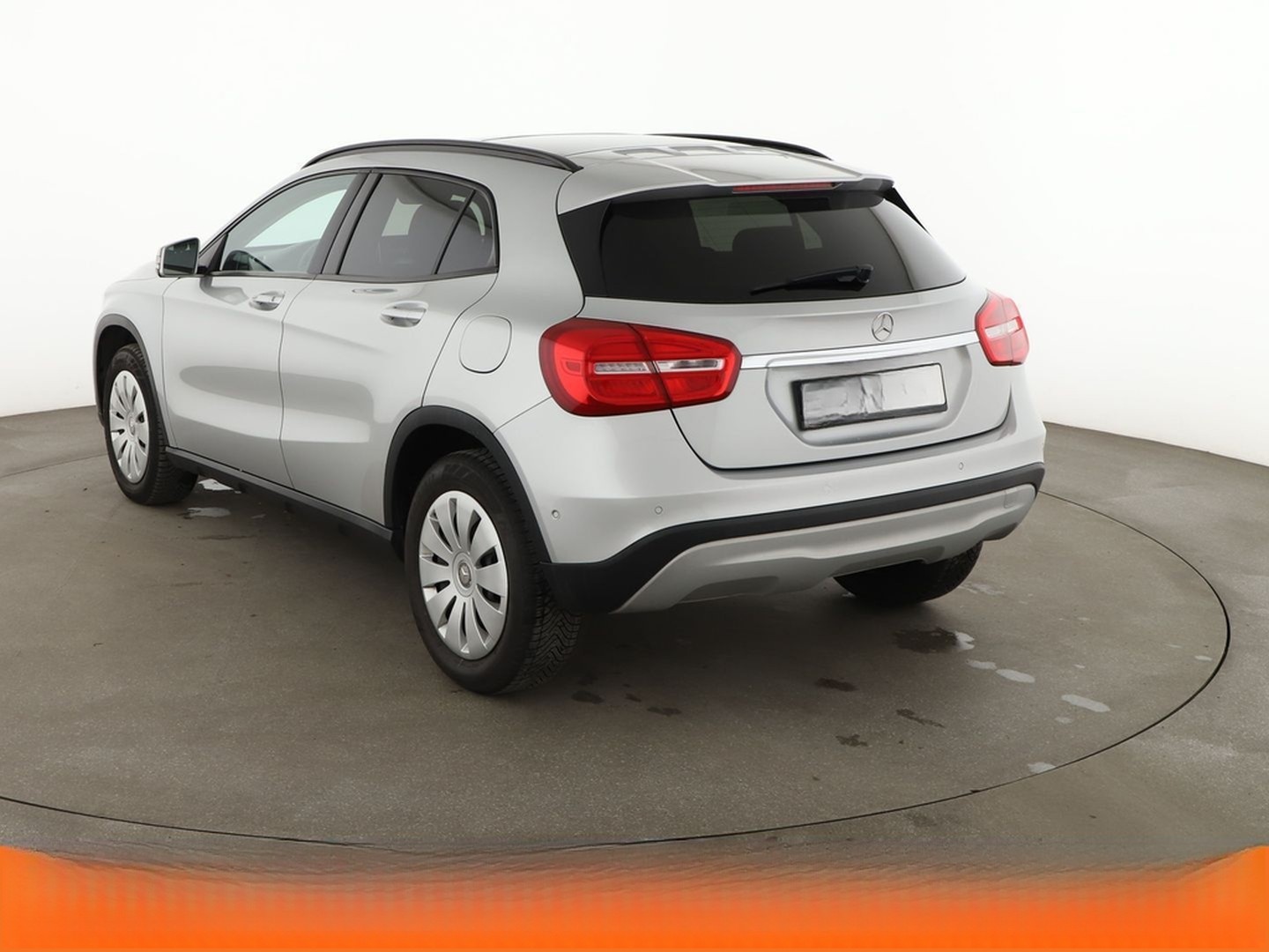 Mercedes-Benz GLA 200 d Aut.*BI-XENON*PDC*CAM*KLIMA* foto 4