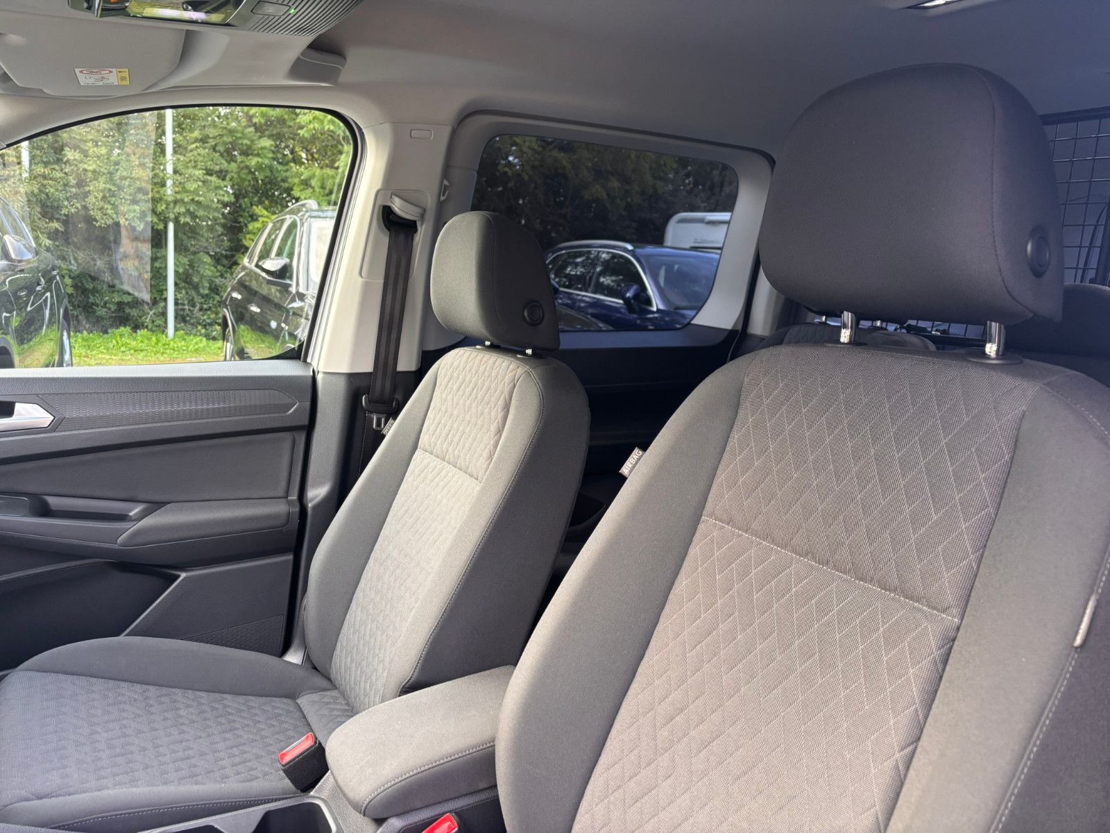 Volkswagen Caddy Maxi Life 2.0 TDI DSG AHK Navi foto 11