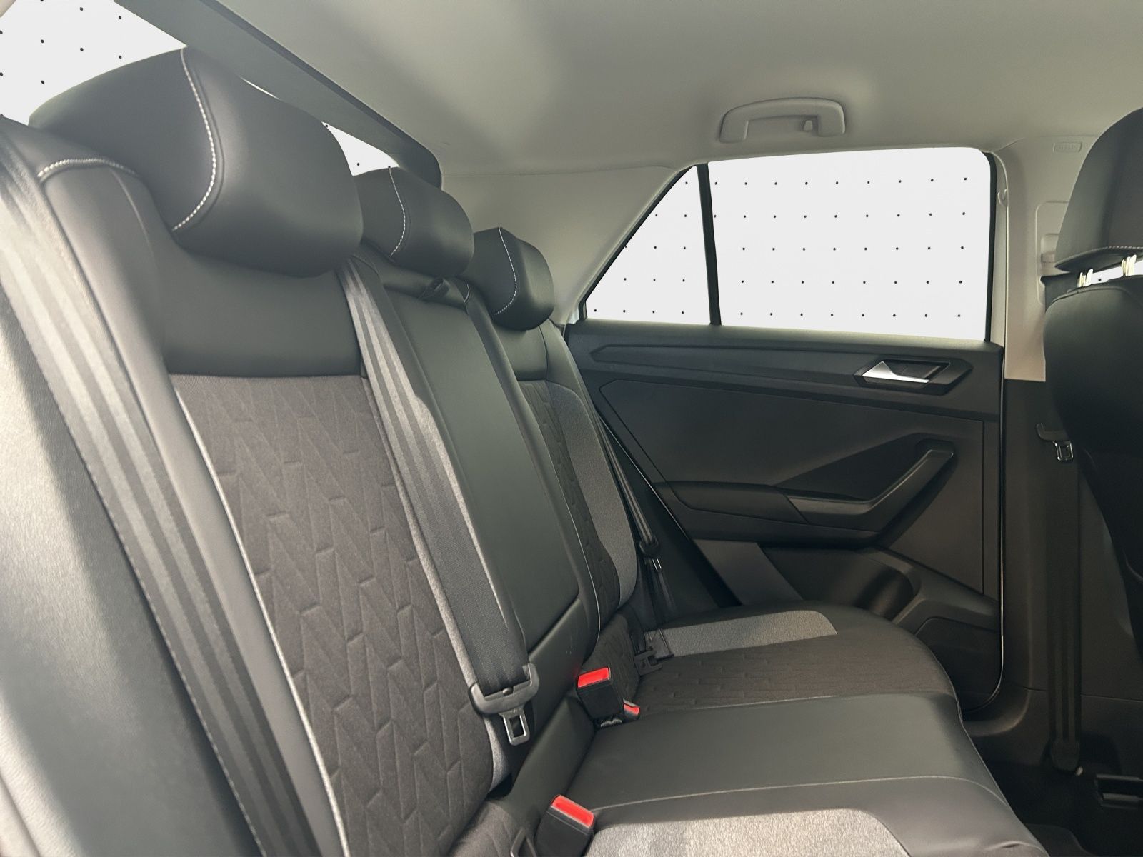 Volkswagen T-Roc 2.0 TDI DSG GOAL*LED*AHK*DIGITAL*NAVI*KAME foto 14