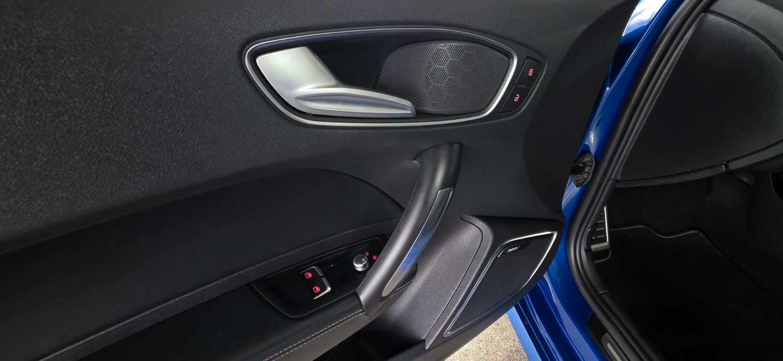 Audi S1 2.0 TFSI quattro+Bose+Schale+Navi+SHZ+H&R Gew foto 17