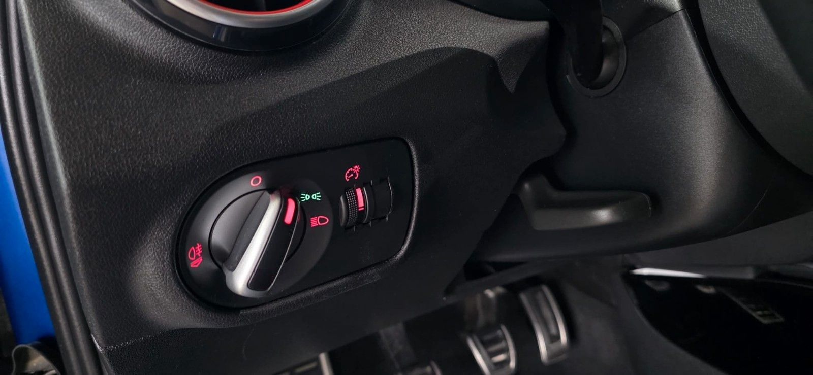 Audi S1 2.0 TFSI quattro+Bose+Schale+Navi+SHZ+H&R Gew foto 19