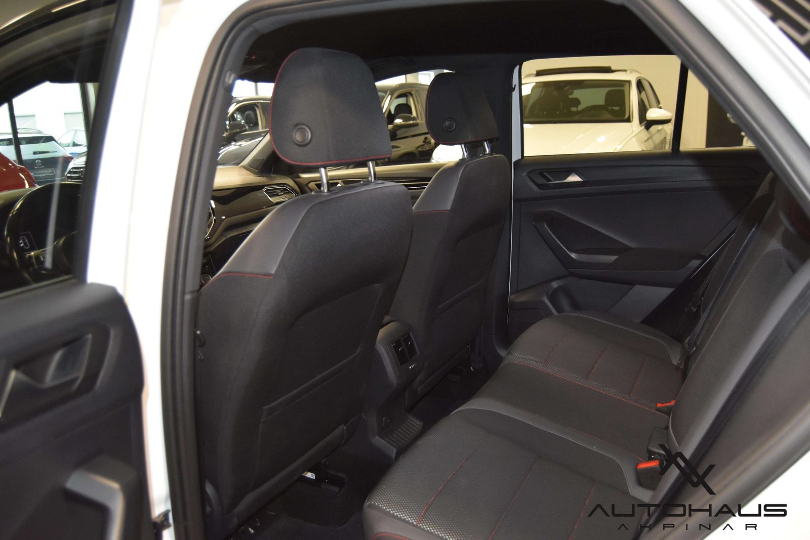 Volkswagen T-Roc R Line LED ACC SPURHALTE. 2HAND DESIGN foto 11