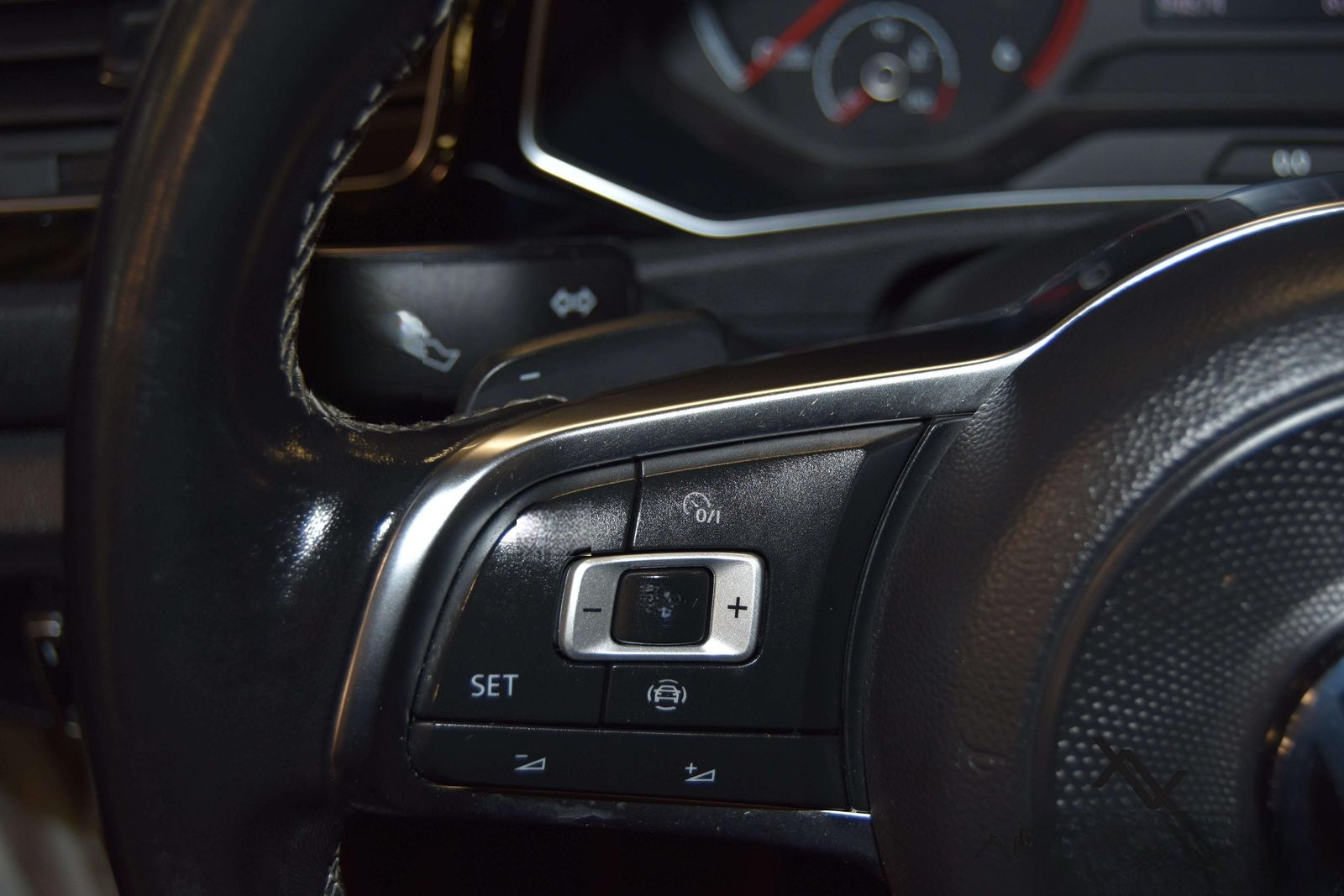 Volkswagen T-Roc R Line LED ACC SPURHALTE. 2HAND DESIGN foto 13