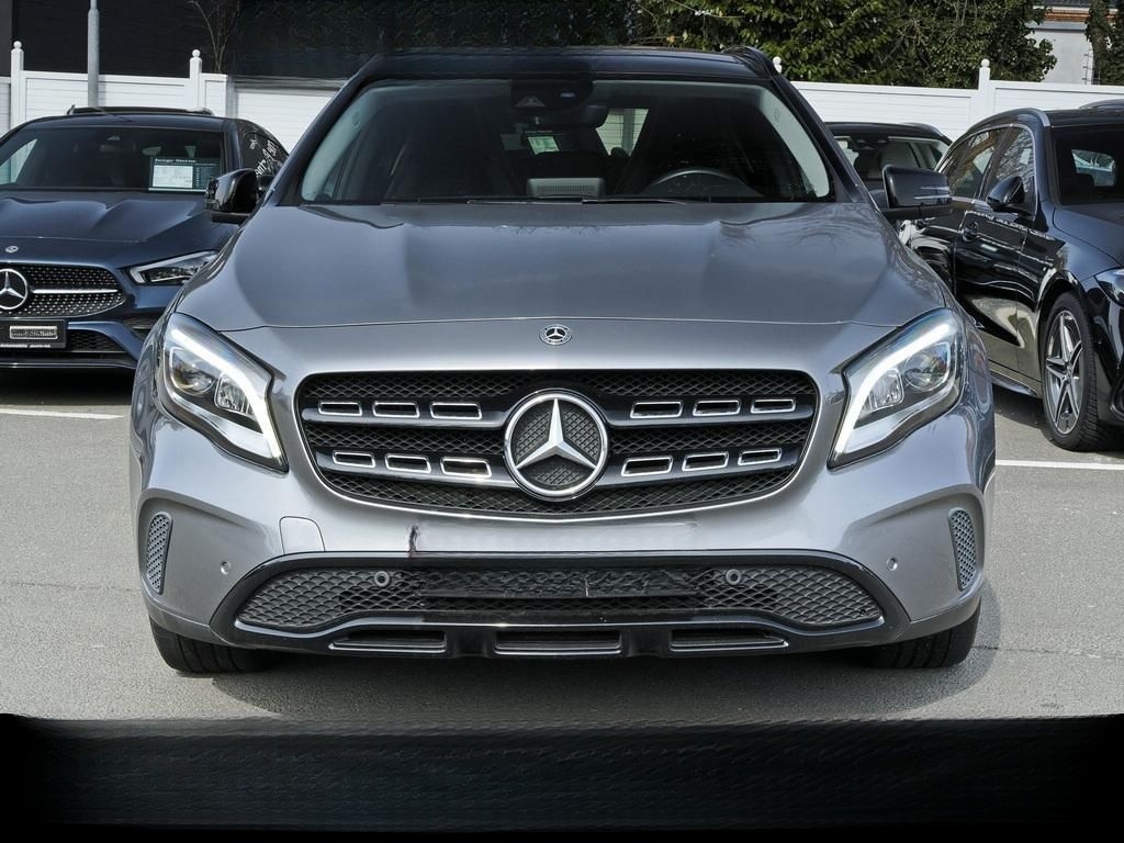 Mercedes-Benz GLA 200 URBAN NAVI NIGHT LED PANO KAMERA SHZ DCT foto 2
