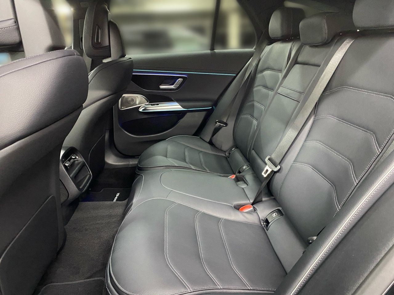 Mercedes-Benz E 450 d T-Modell 4Matic AMG+AHK+PANO+HANDS-FREE foto 12