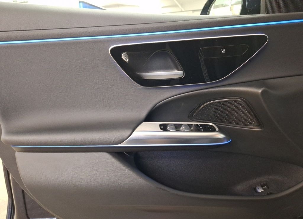 Mercedes-Benz E 300 e T Avantgarde Advanced AHK Keyless Winter foto 10