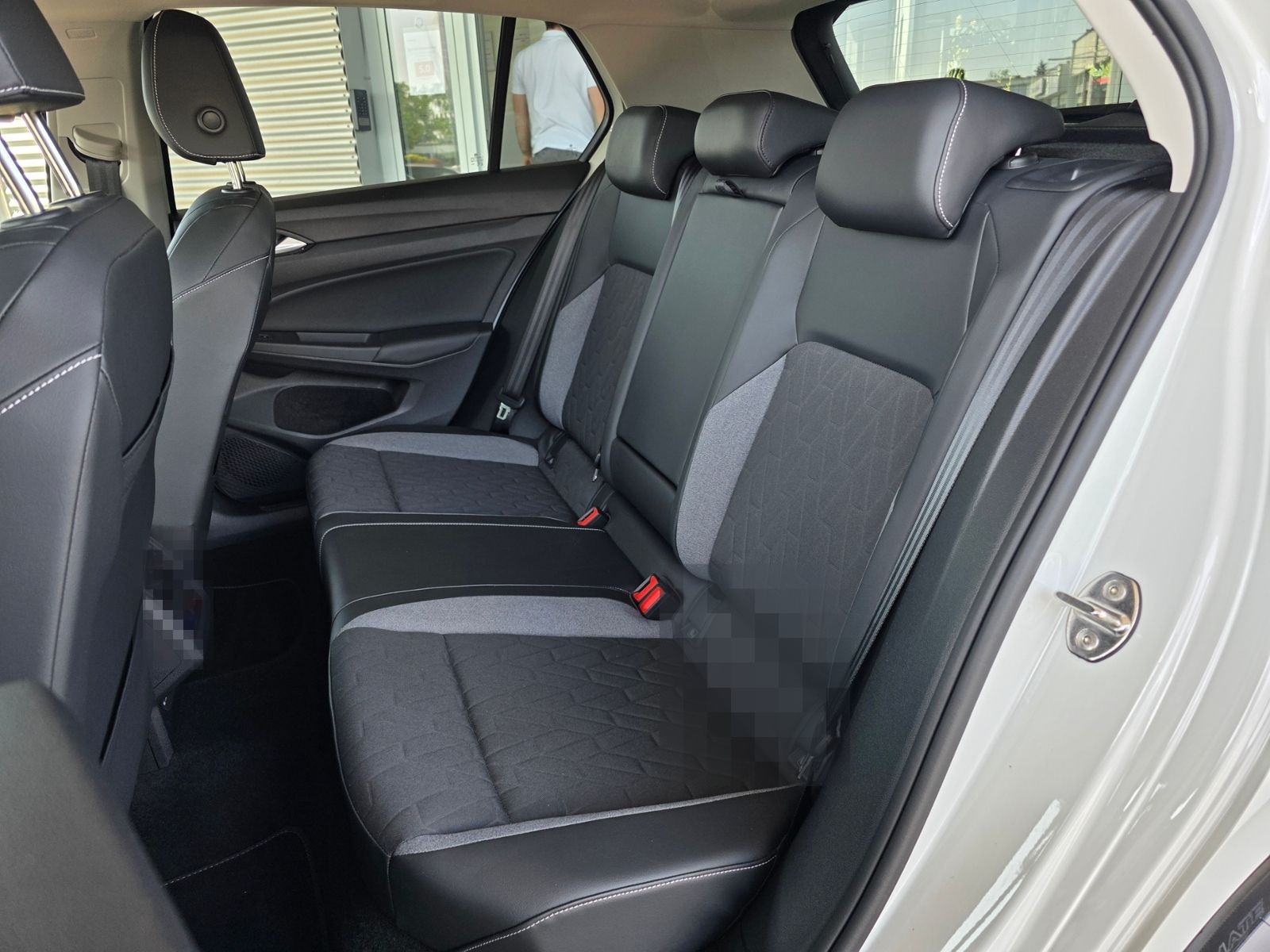 Volkswagen Golf VIII 1.5 eTSI DSG GOAL AHK/RFK/LED/ACC/GJR foto 25