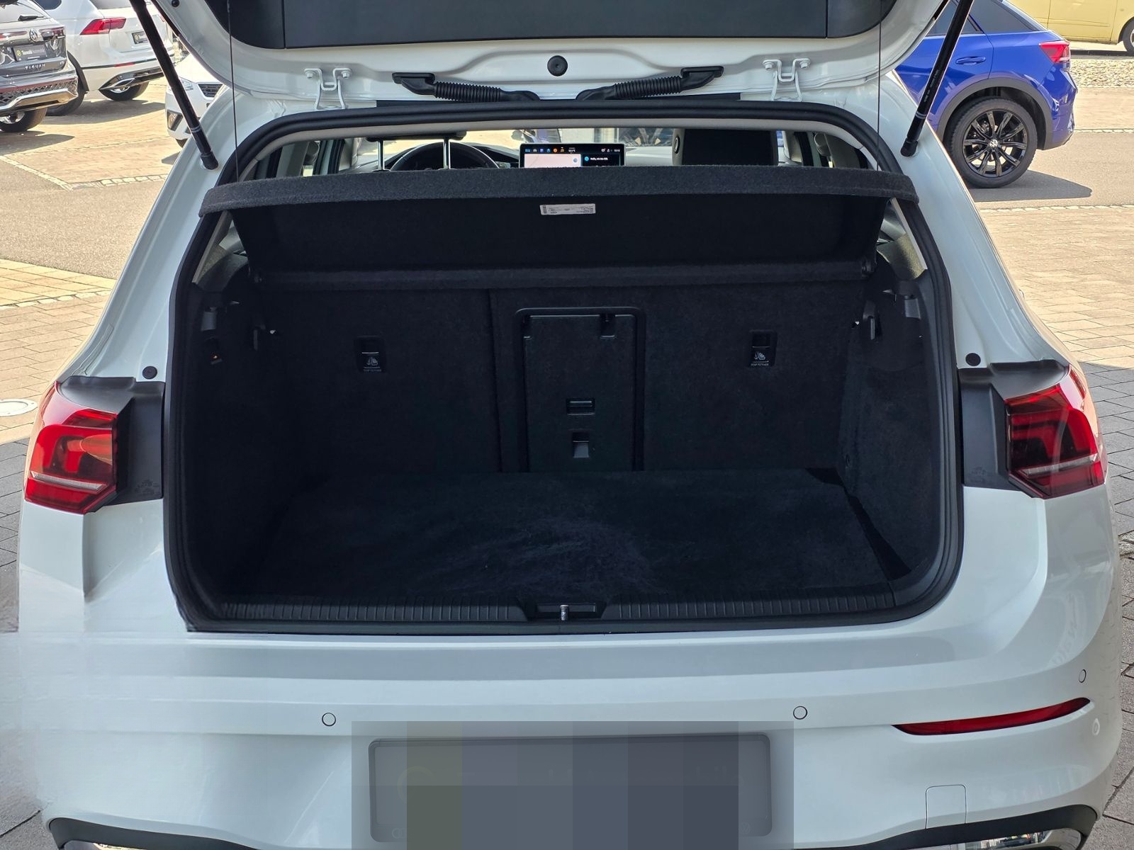 Volkswagen Golf VIII 1.5 eTSI DSG GOAL AHK/RFK/LED/ACC/GJR foto 8