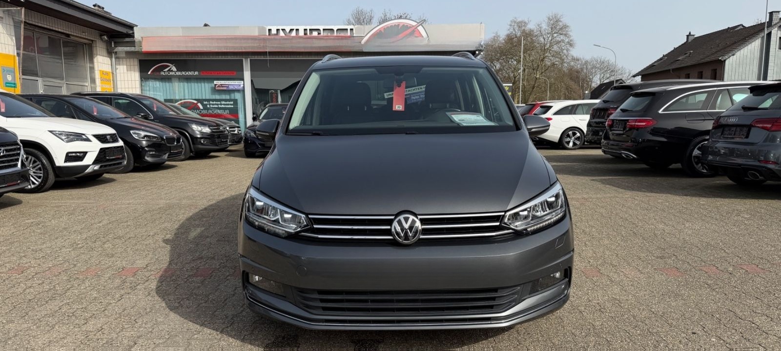 Volkswagen Touran Highline DSG LED AHK ACC LED KAMERA LEDER foto 2