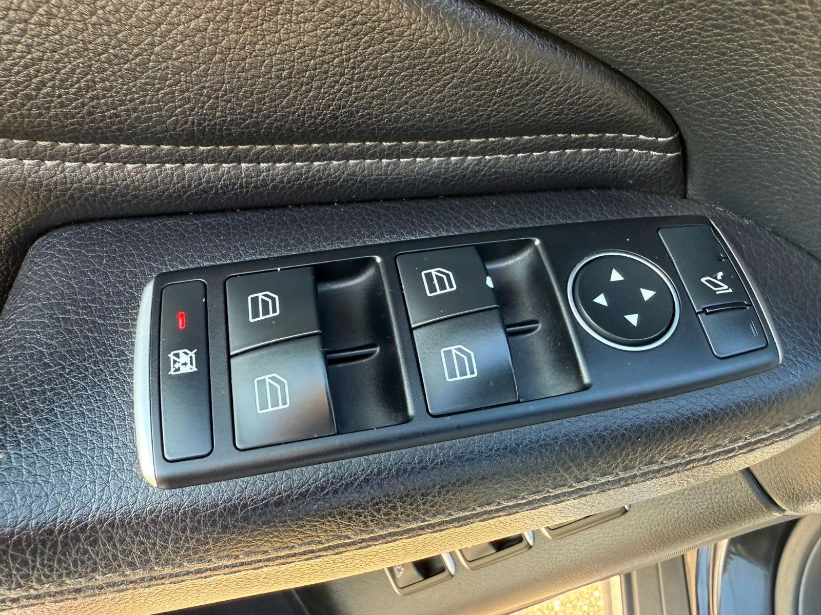 Mercedes-Benz GLS 350 GLS -Klasse GLS 350 d 4Matic foto 23