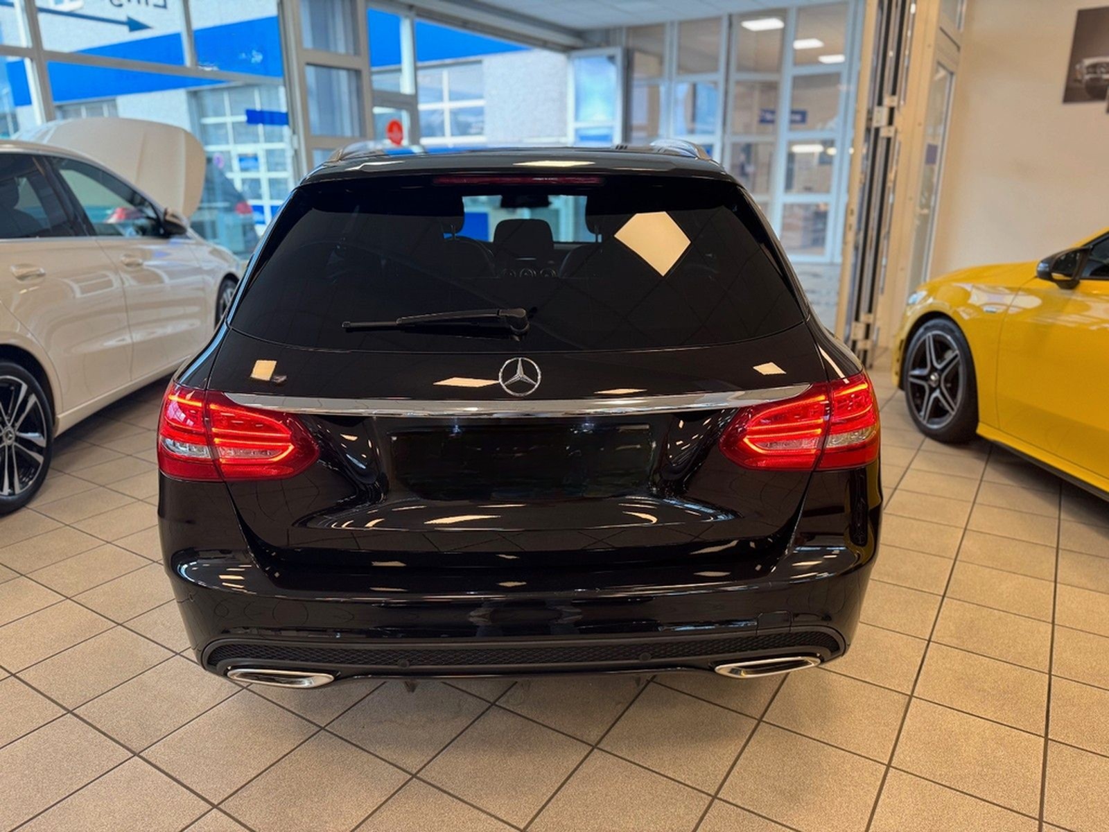 Mercedes-Benz C 200T AMG 9G-Tr. Rü-Ka SHZ LED Ambiente Navi foto 5