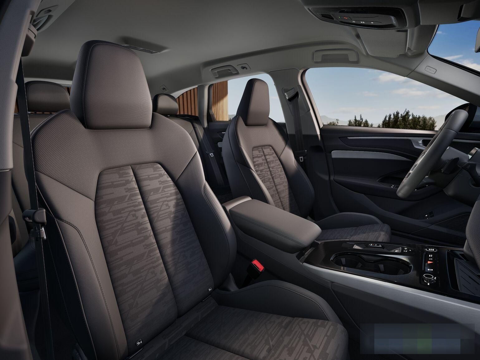Audi A6 Avant e-hybrid qu 220kW Tech+,Sportsitze,LED foto 6