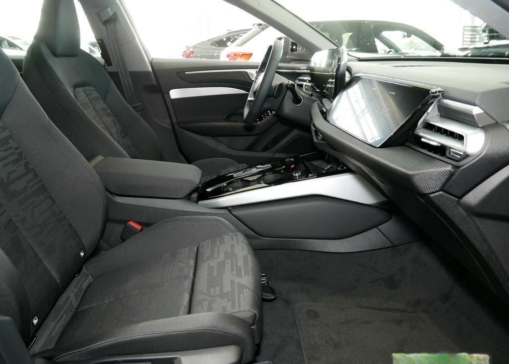 Audi A6 Avant e-hybrid quattro 220 kW S tronic foto 8
