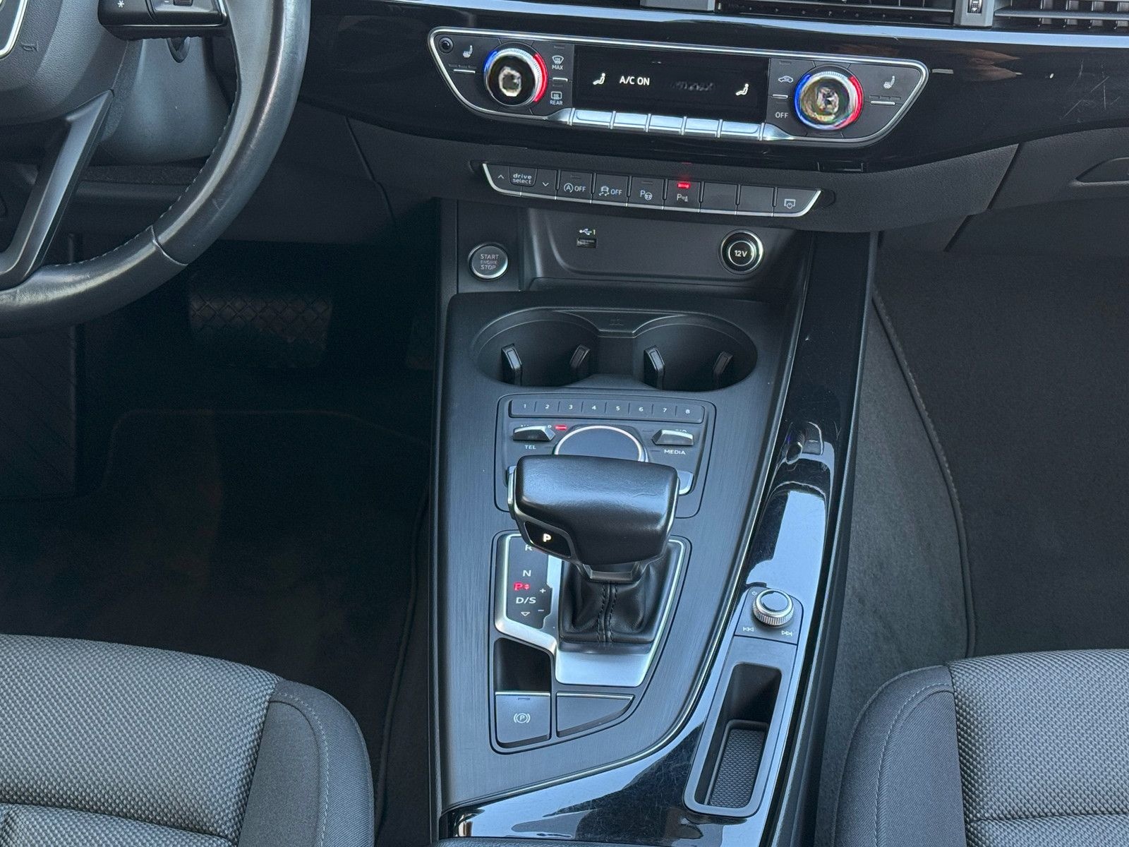 Audi A4 Avant 2.0 40 TDI S-Tronic*Xenon*ACC*8-fach* foto 18