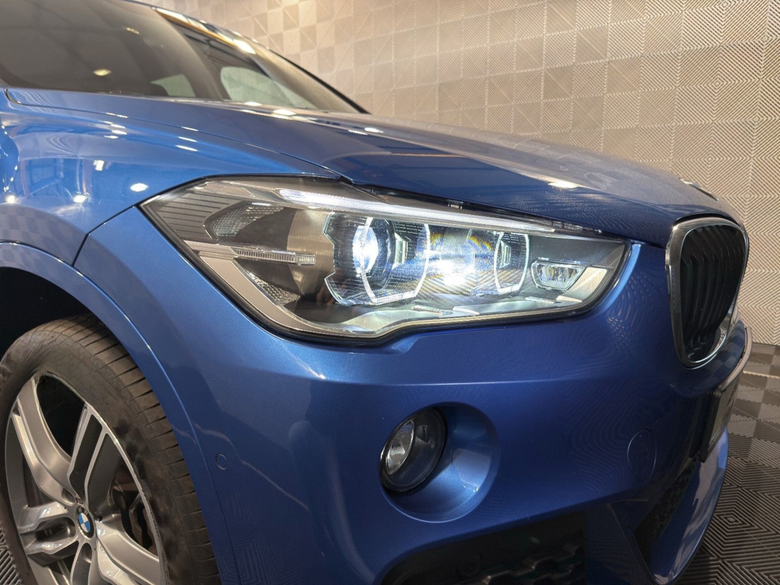 BMW X1 20d XD.*M SPORT*SHADOW-LED-PANO-AHK-ALCAN-PDC foto 11