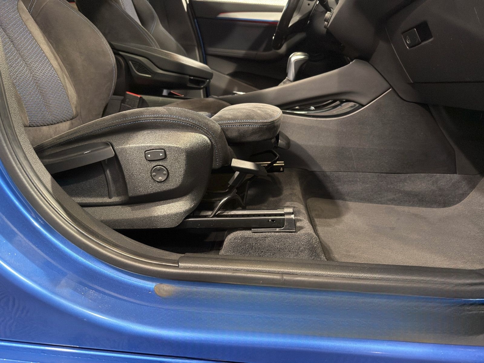 BMW X1 20d XD.*M SPORT*SHADOW-LED-PANO-AHK-ALCAN-PDC foto 17