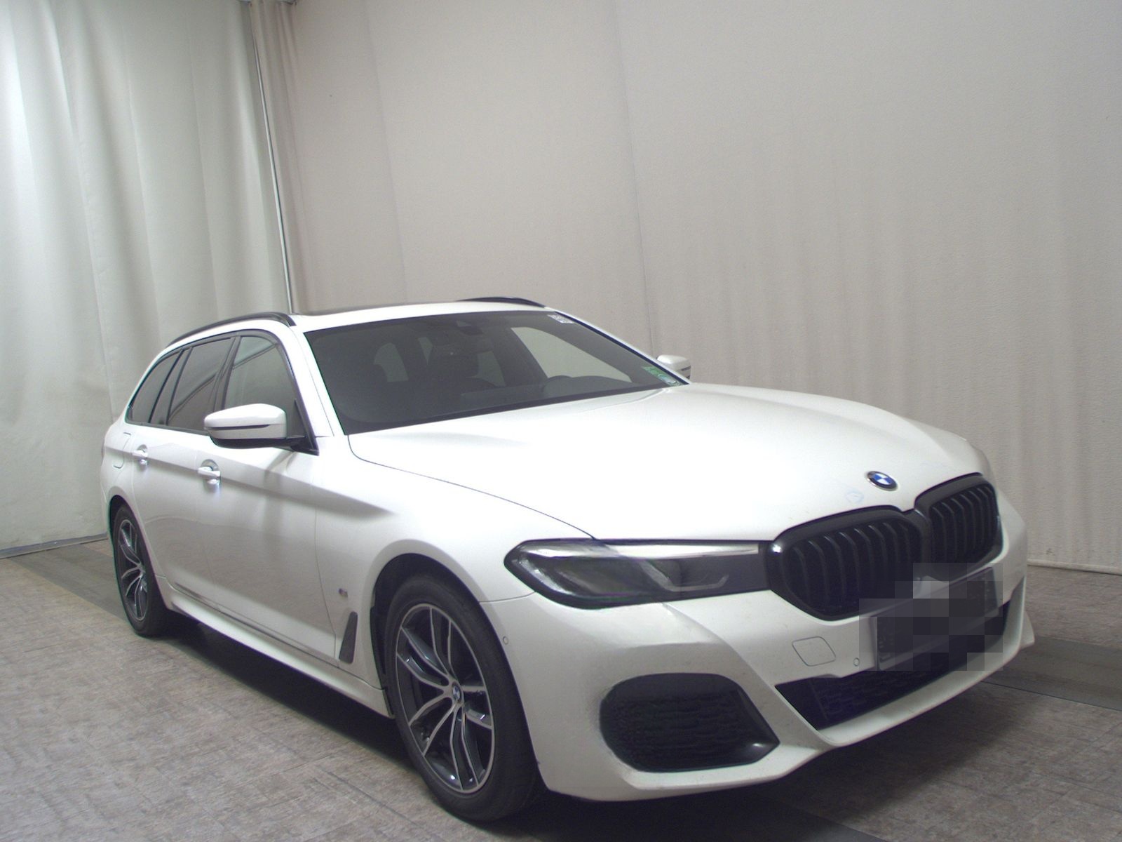 BMW 520dA Touring M-Sport Leder LC Pro Pano HiFi Ahk foto 3