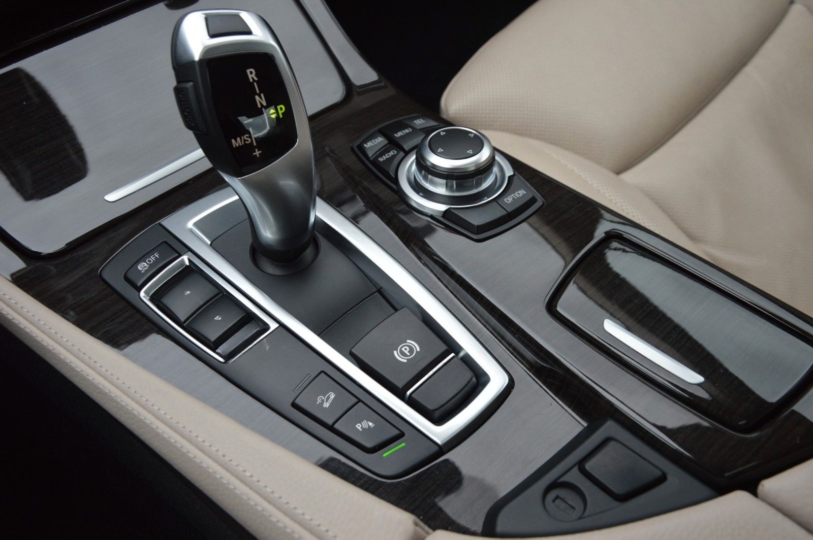 BMW 530d Lim xDr ACC"SzHz"NAVI"SzBel"KomfSz"BiXen foto 18