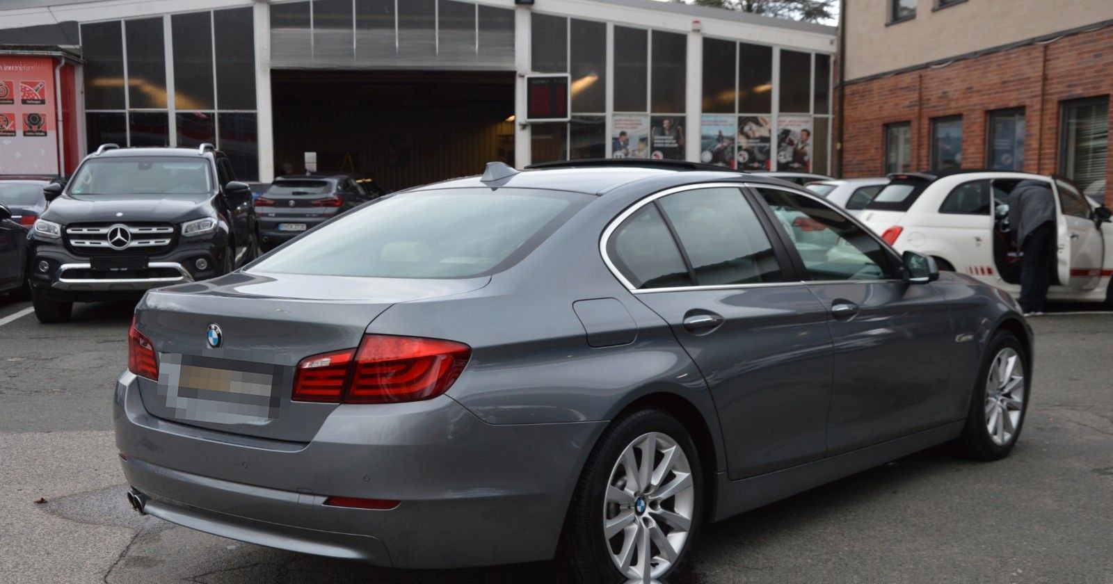 BMW 530d Lim xDr ACC"SzHz"NAVI"SzBel"KomfSz"BiXen foto 4