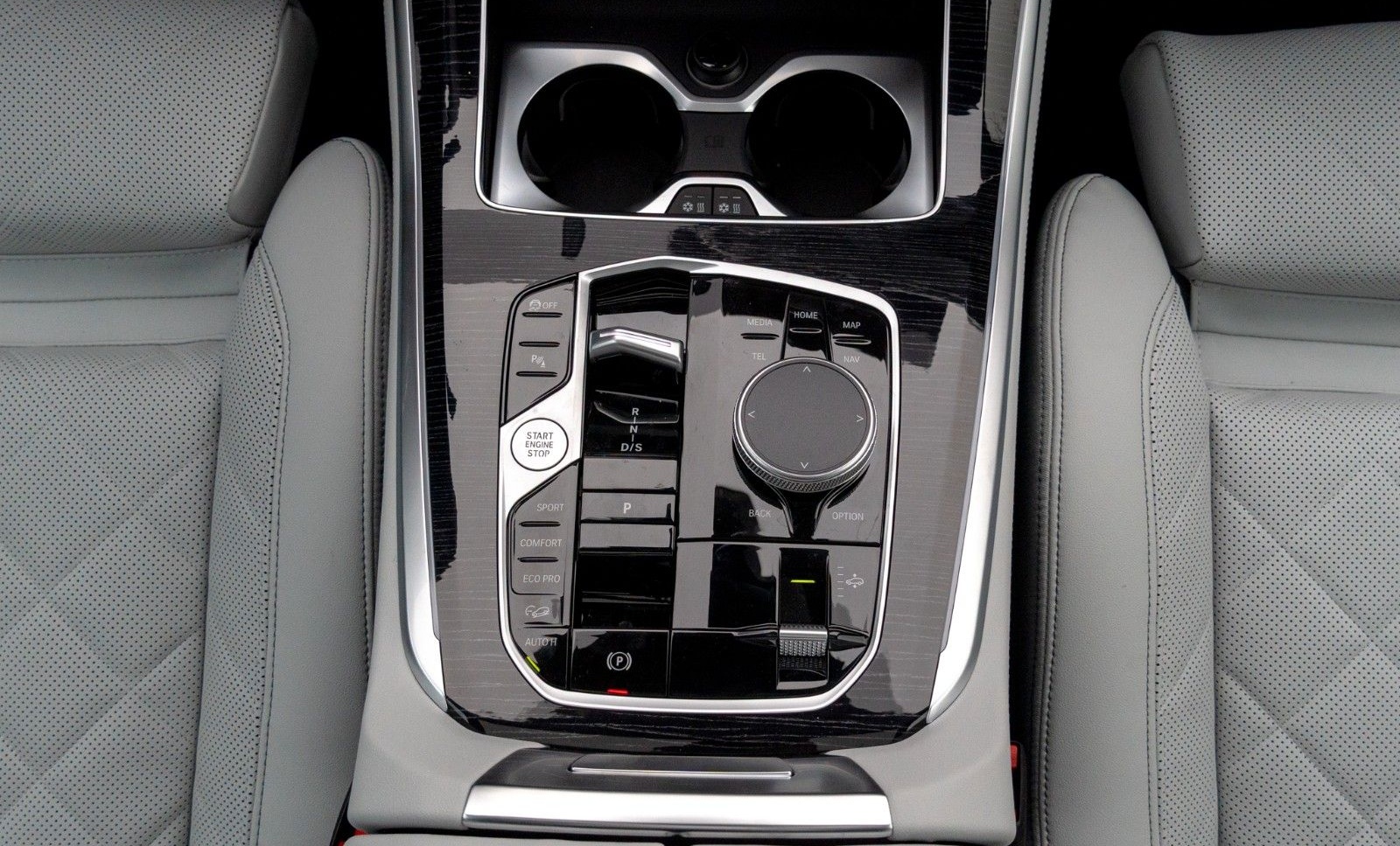 BMW X5 40d M SPORT.LUFTF.PANO.DR.ASS.H/K.360.AHK.22" foto 19