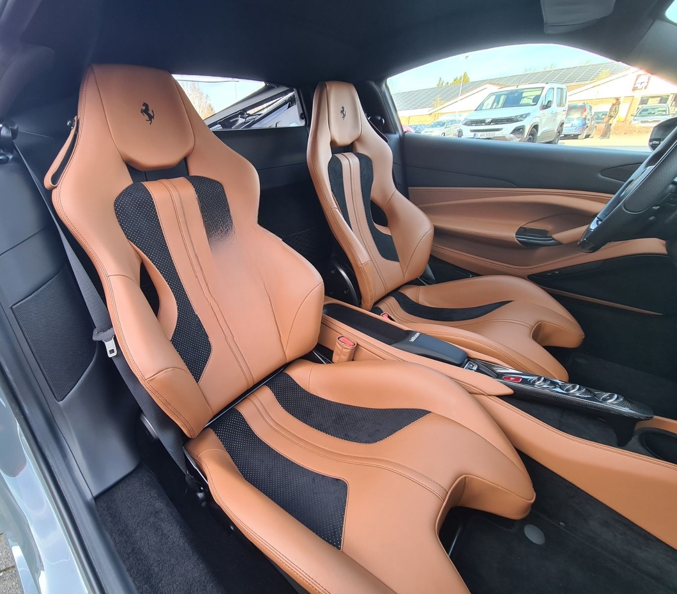 Ferrari F8 Tributo / Racing Seats / Carbon / Lift foto 9
