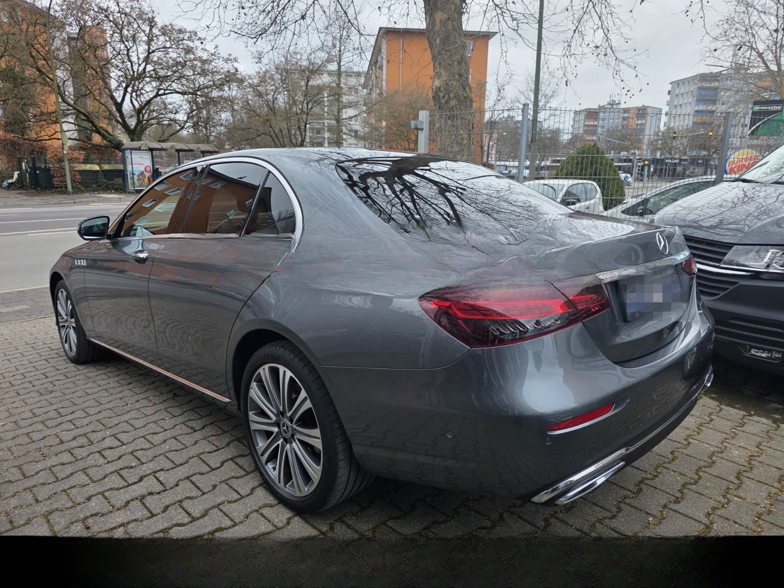 Mercedes-Benz E 300 E Limousine E 300 de 4Matic*HUD*LEDER*KAME foto 7