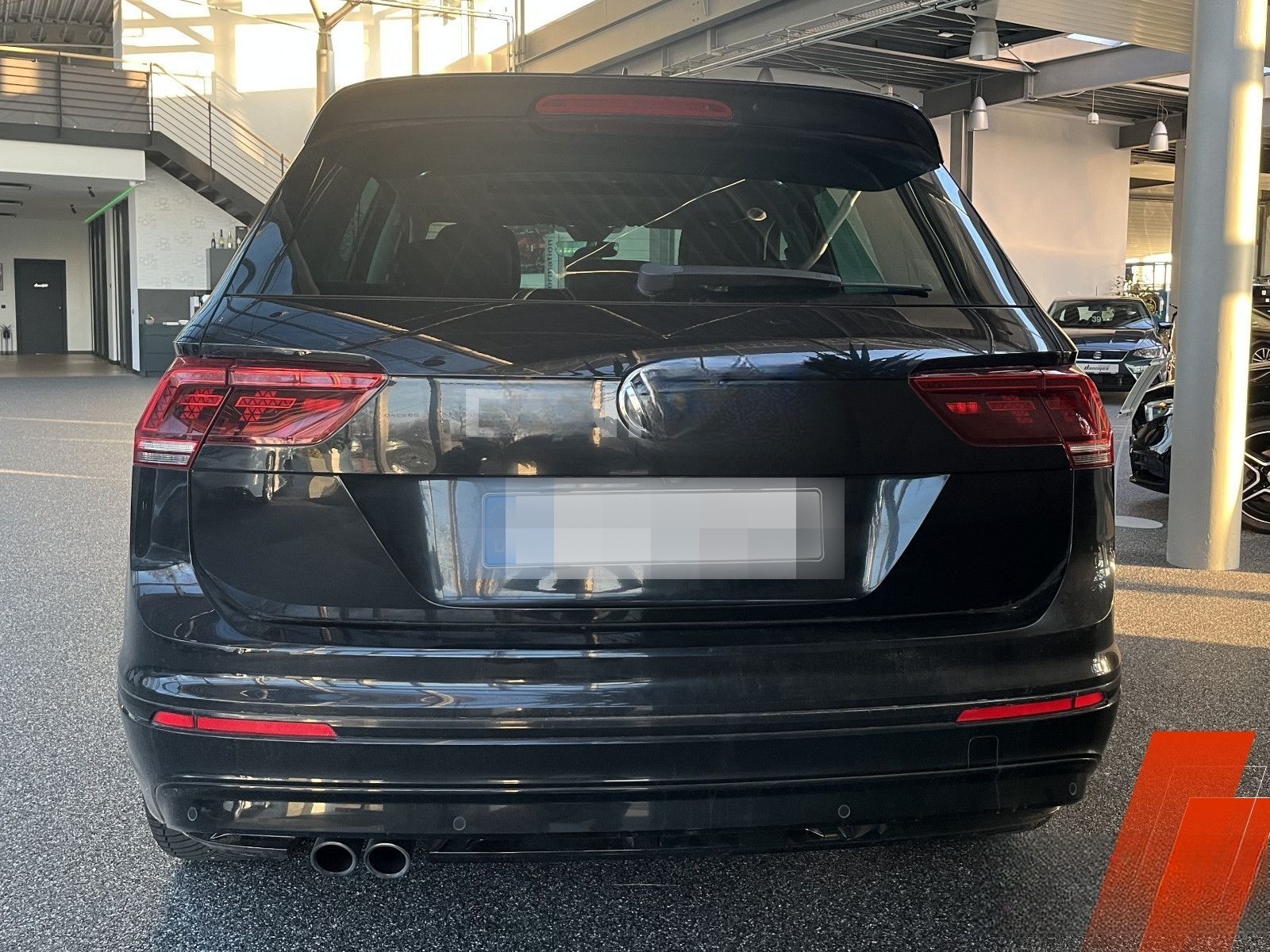 Volkswagen Tiguan Highline R-Line 4M Panorama Carplay Kame foto 6