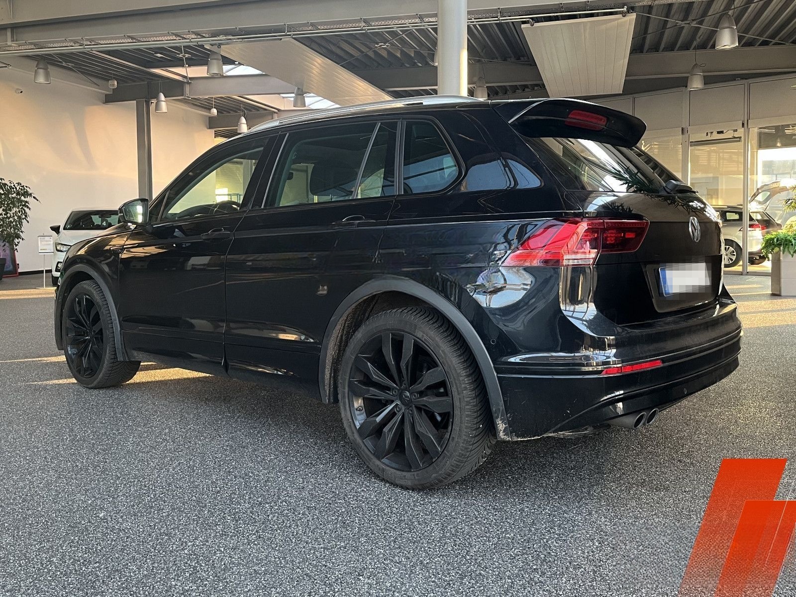 Volkswagen Tiguan Highline R-Line 4M Panorama Carplay Kame foto 7