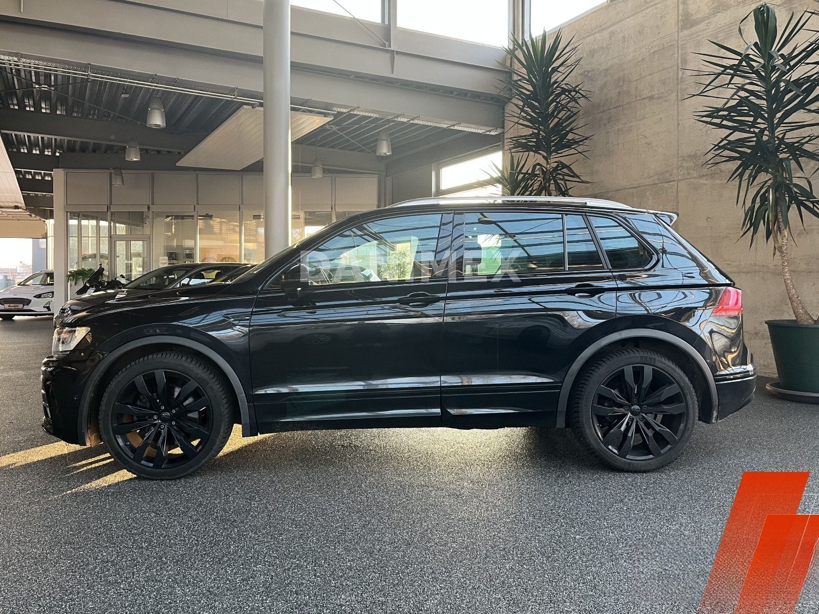 Volkswagen Tiguan Highline R-Line 4M Panorama Carplay Kame foto 8