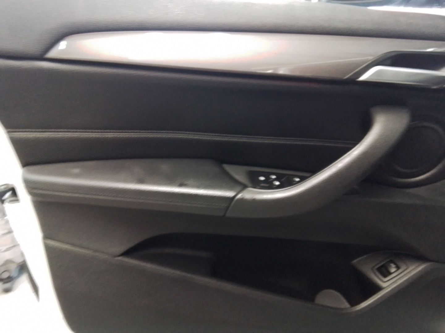 BMW X1 X-Line 2.0D HUD Navi LED SHZ Keyless El. Heck foto 13