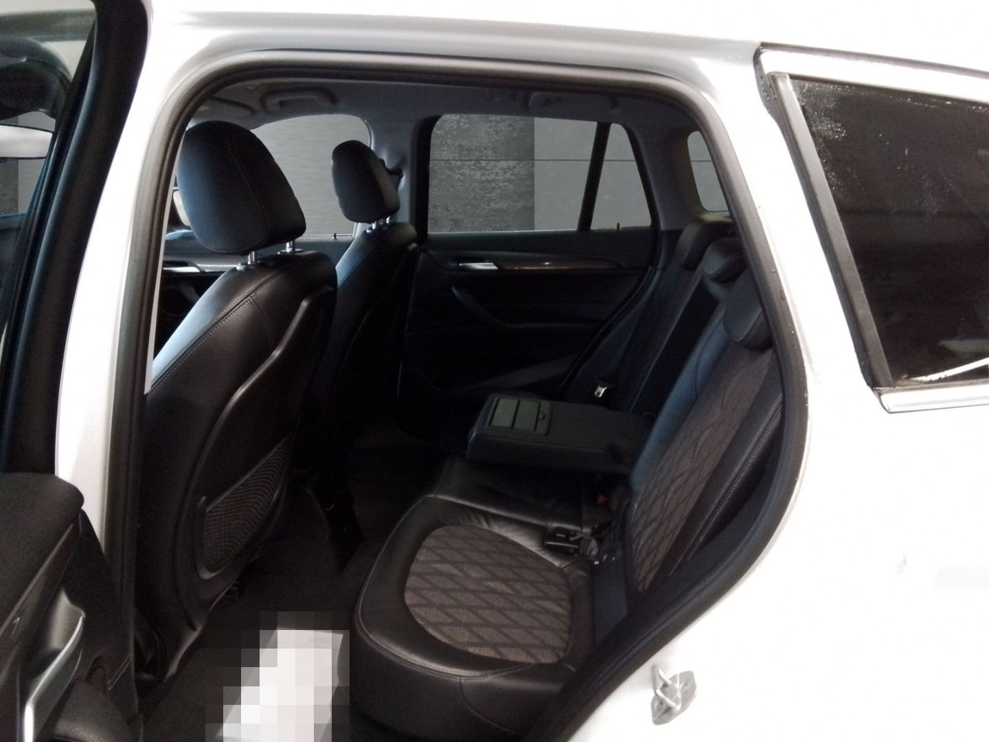 BMW X1 X-Line 2.0D HUD Navi LED SHZ Keyless El. Heck foto 9