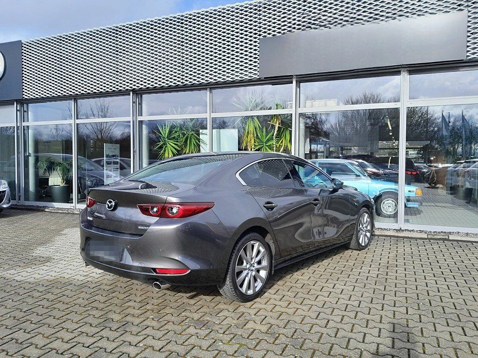 Mazda 3 Limous. (4T) e-SKY-G (140PS) 6AT EXCL. DA-& DE foto 3