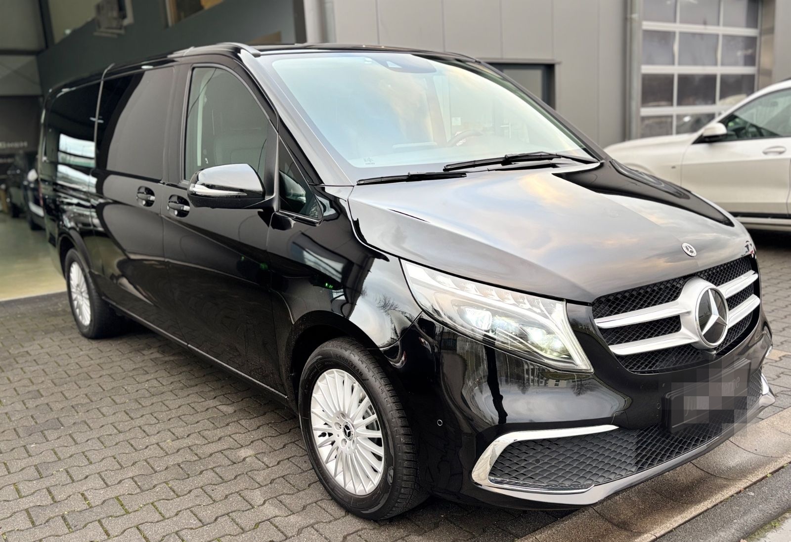 Mercedes-Benz V-300d 4 Matik Avantgarde Edition  Extra Long foto 6