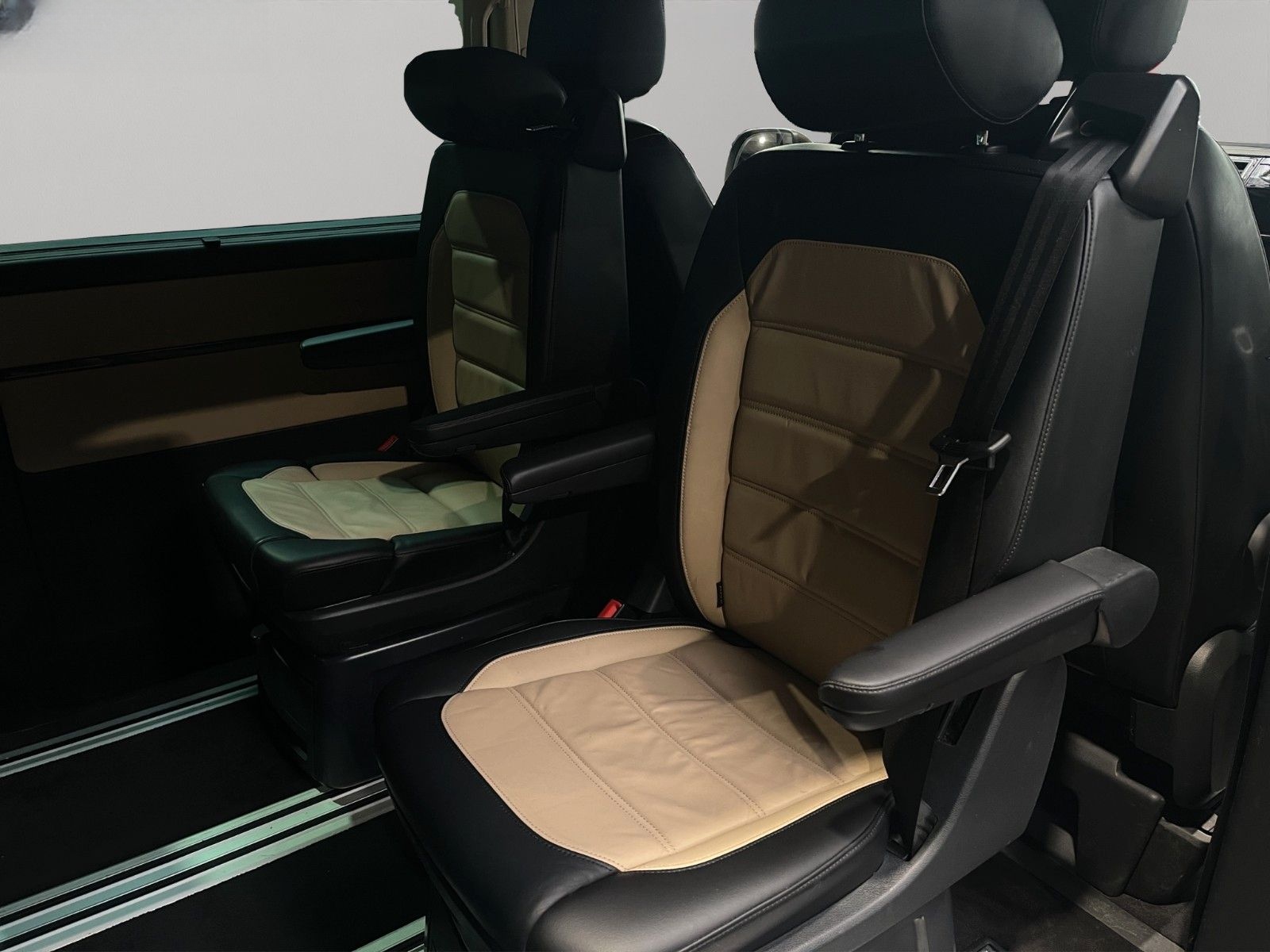 Volkswagen T6 Multivan Highline 4Motion | AHK | KAMERA |PDC foto 19