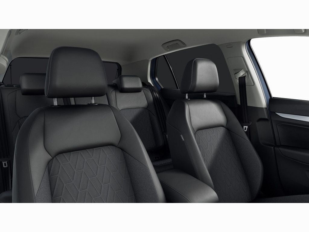 Volkswagen Golf VIII Goal 2,0 l TDI DSG AHK ACC LED NAVI BT foto 6