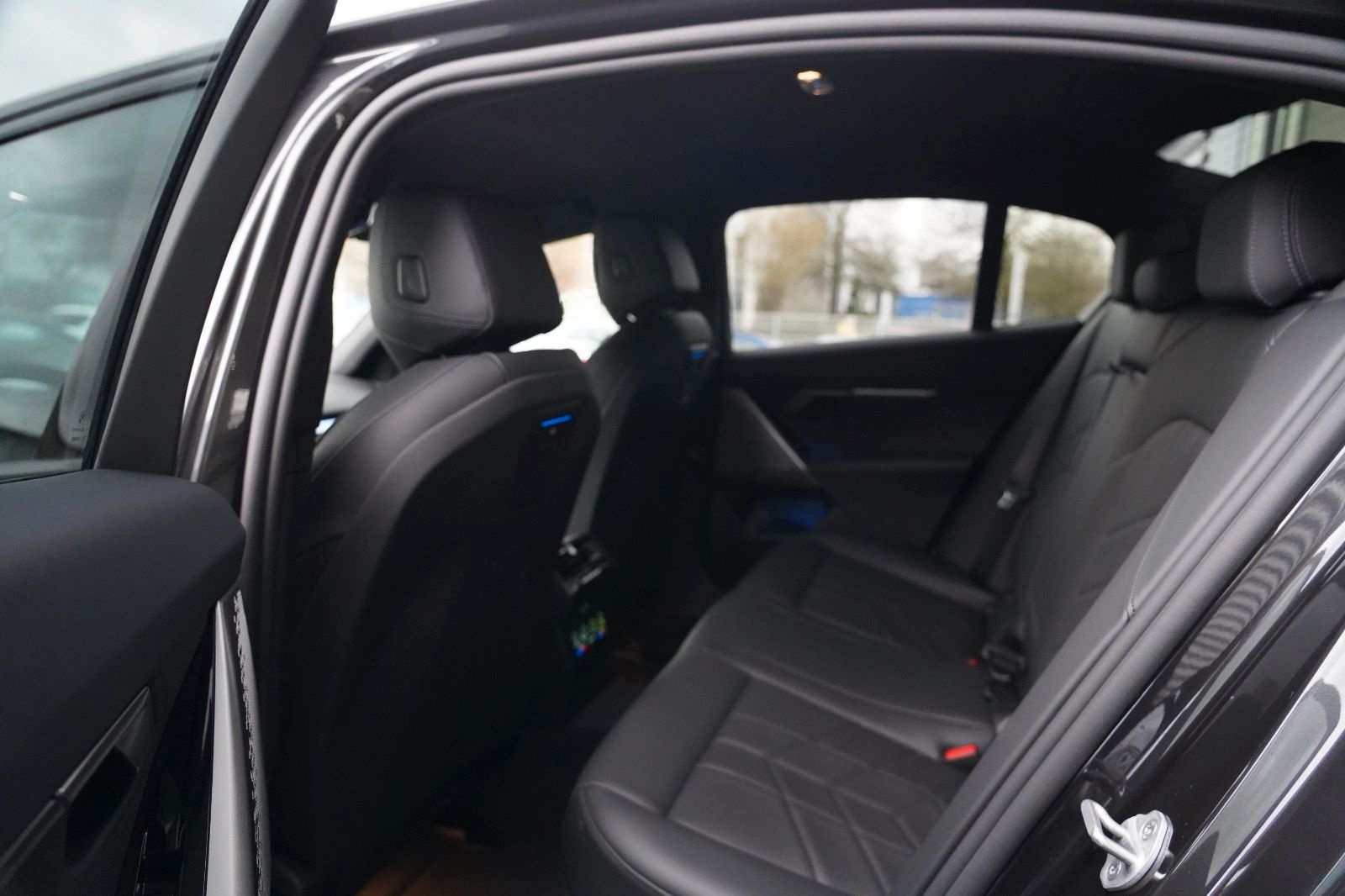 BMW 520d xDrive M Sport ICONIC KEY 360 HUD H&K MEMO foto 19