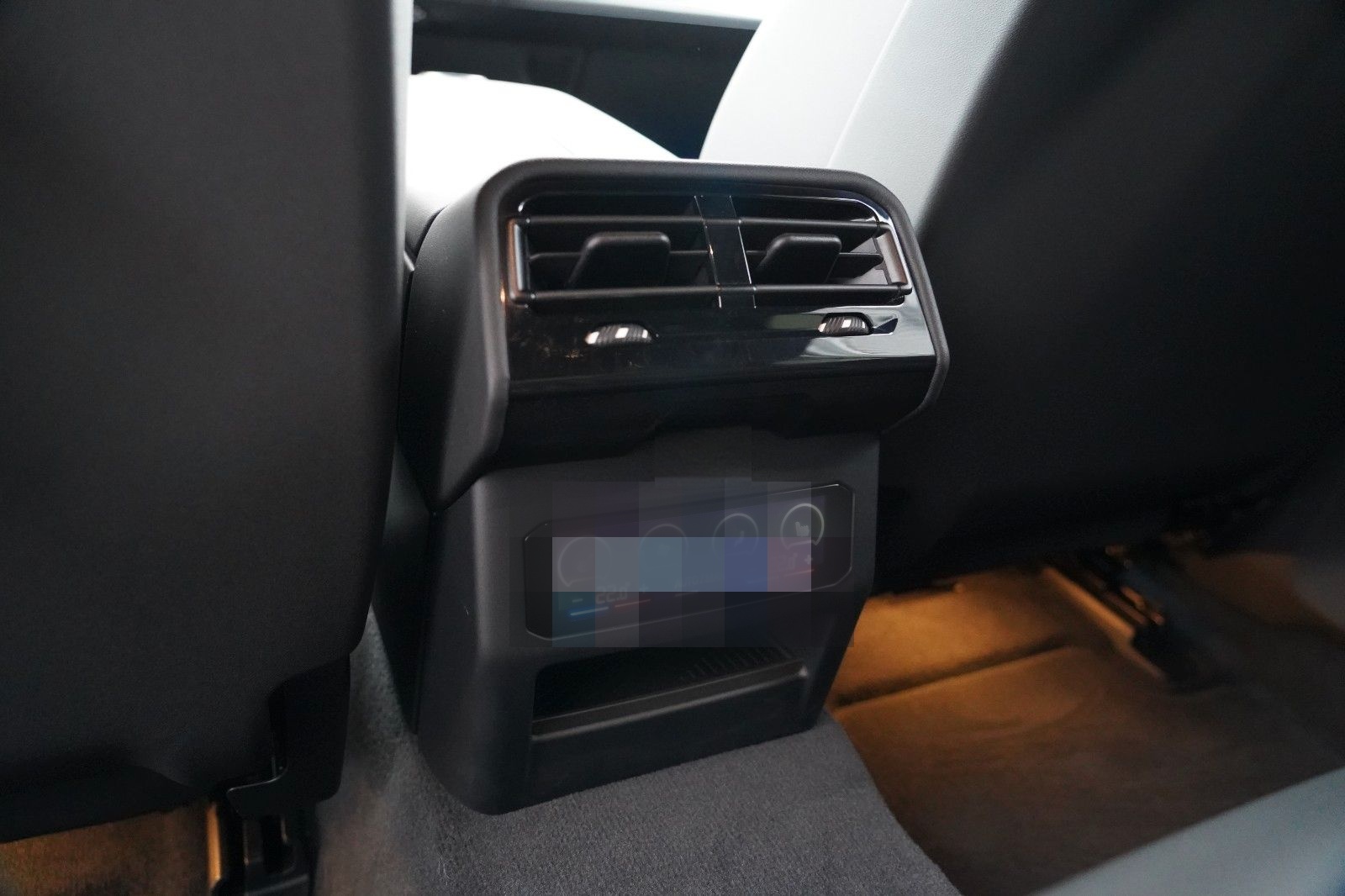BMW 520d xDrive M Sport ICONIC KEY 360 HUD H&K MEMO foto 21