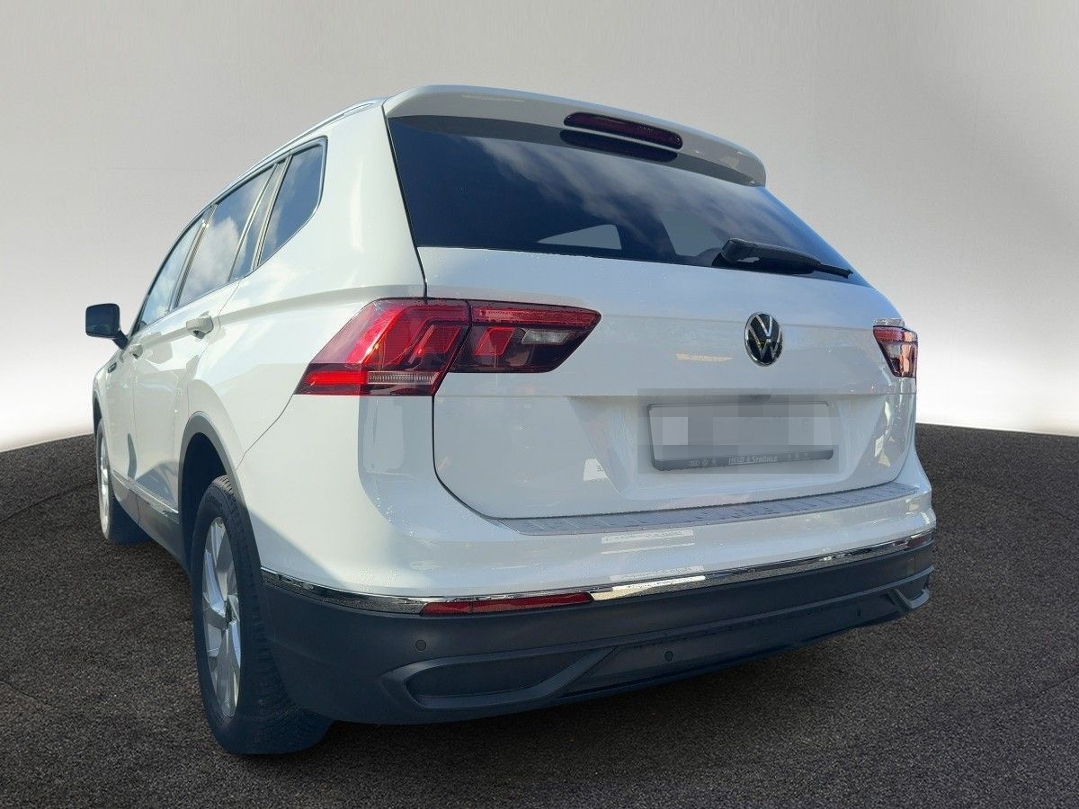 Volkswagen Tiguan Allspace Life 1.5 TSI LED NAV KAM PDC SHZ foto 3