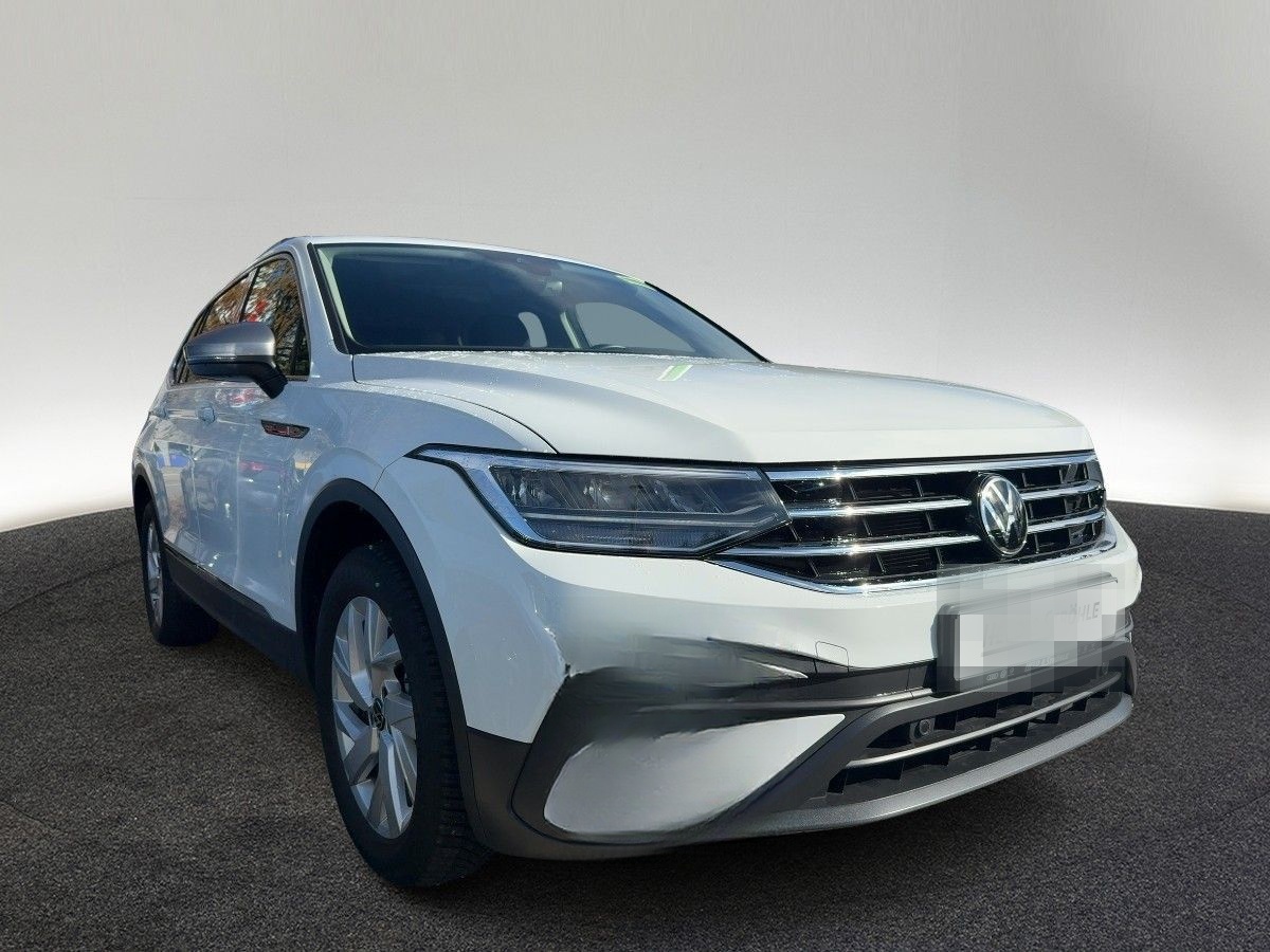 Volkswagen Tiguan Allspace Life 1.5 TSI LED NAV KAM PDC SHZ foto 5