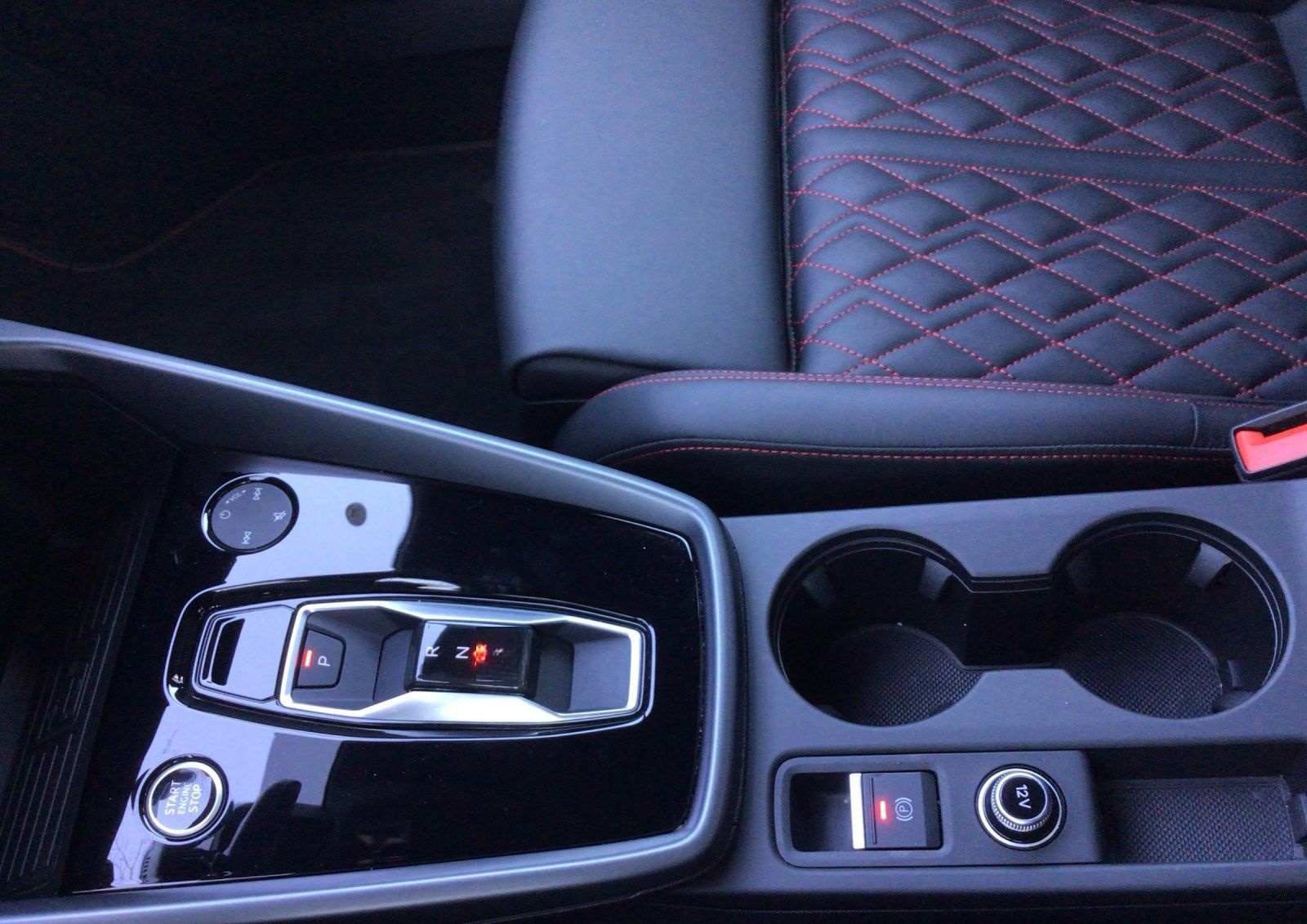 Audi A3 Sportback 45 TFSIe 2x S LINE LEDER LED ASSIST foto 11