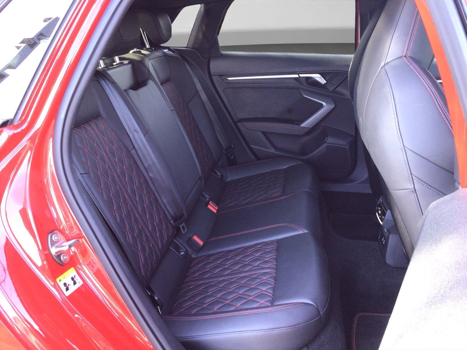 Audi A3 Sportback 45 TFSIe 2x S LINE LEDER LED ASSIST foto 6