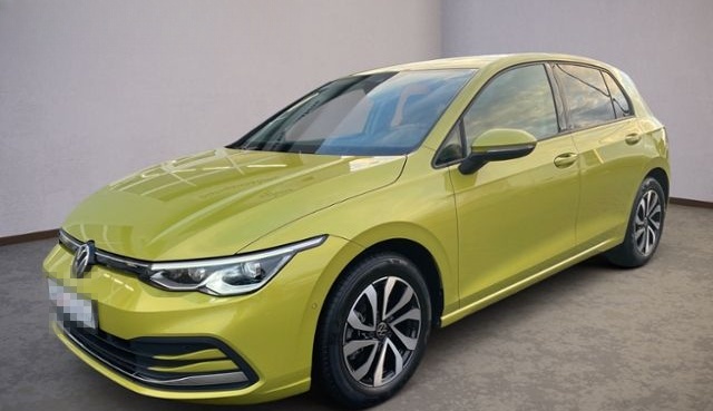 Volkswagen Golf VIII Active 1.5 TSI KLIMA LED NAVI ALU foto 2