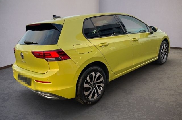 Volkswagen Golf VIII Active 1.5 TSI KLIMA LED NAVI ALU foto 5