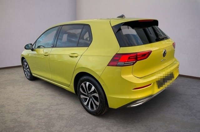 Volkswagen Golf VIII Active 1.5 TSI KLIMA LED NAVI ALU foto 6