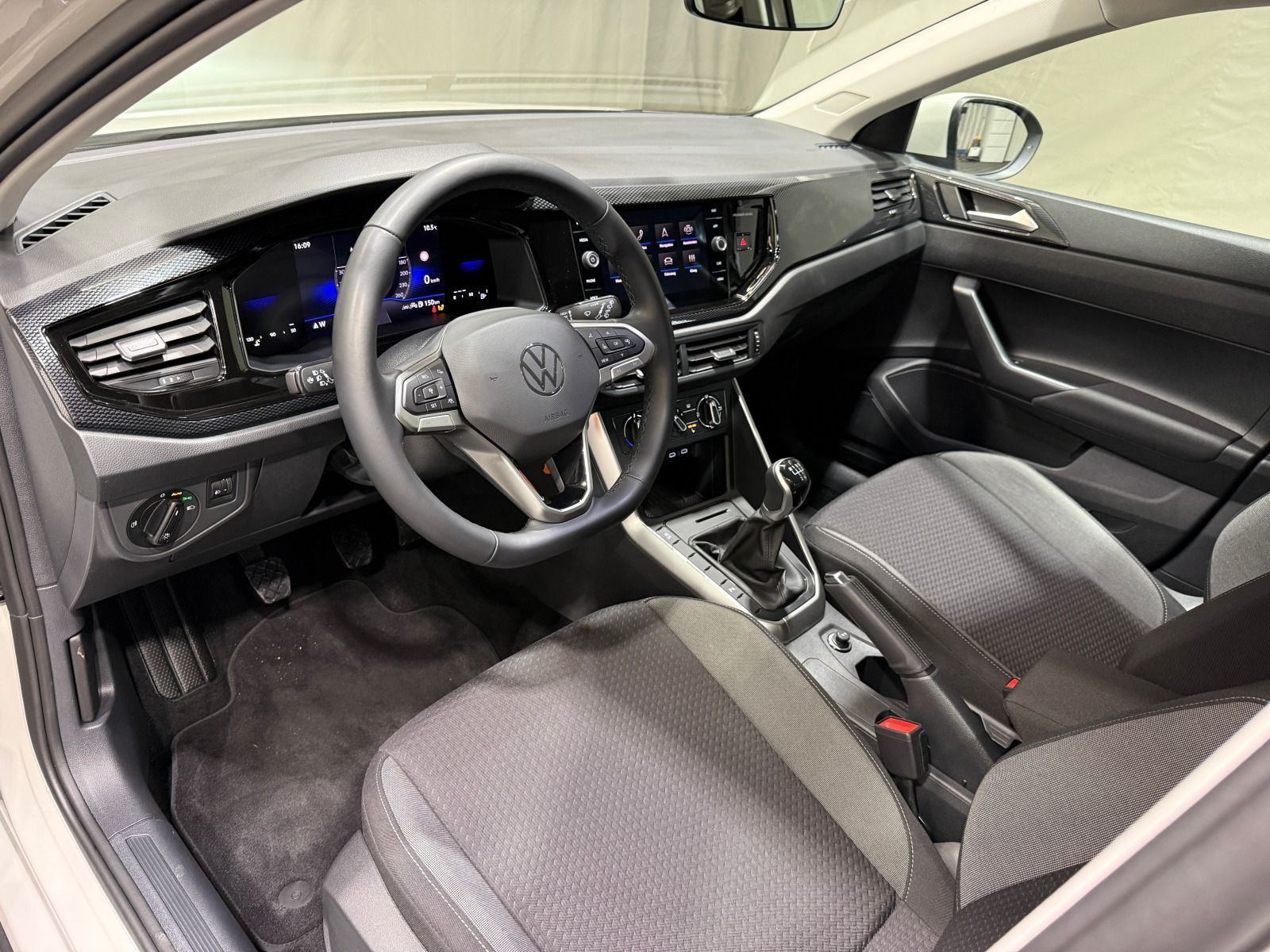 Volkswagen Taigo Life 1.0 TSI | LED NAVI ACC RÜKA SITZHZ foto 17