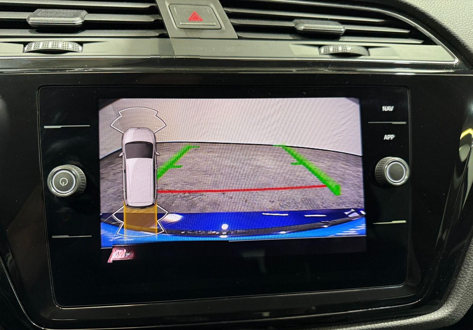 Volkswagen Touran Highline 2.0 TDI DSG | 7-SITZ LED ACC NAV foto 10
