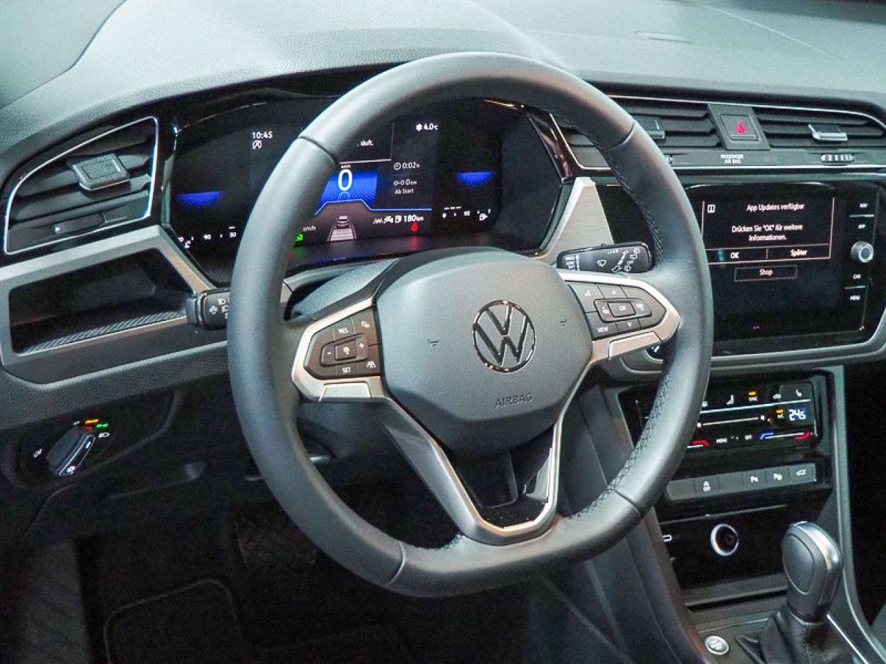 Volkswagen Touran 1.5 TSI DSG R-Line AHK, IQ.LIGHT foto 13