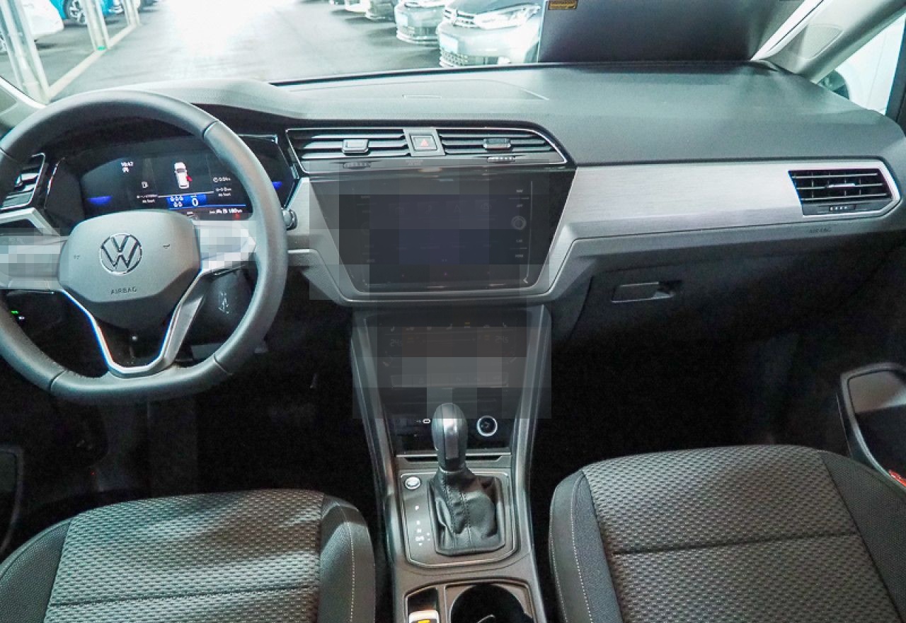 Volkswagen Touran 1.5 TSI DSG R-Line AHK, IQ.LIGHT foto 8