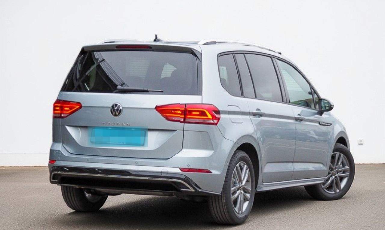 Volkswagen Touran 1.5 TSI DSG R-Line AHK, IQ.LIGHT foto 3