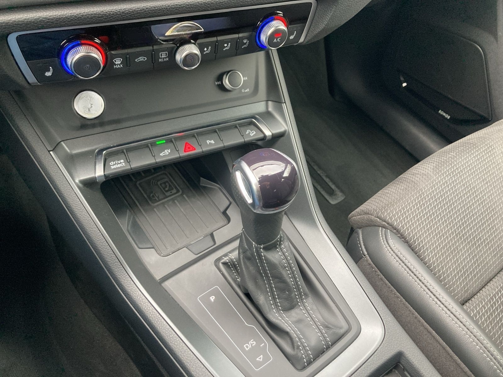 Audi Q3 Sportback 1.4 TFSI e 2x S LINE SONOS NAVI+ AS foto 11